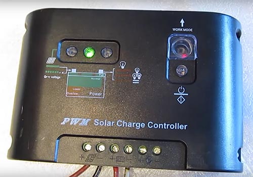 Solar charge controller with LED indicators 1